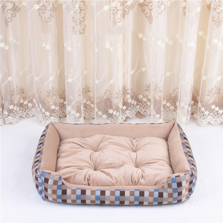 Cozy Pet Bed – Soft Dog & Cat Mattress with Patterned Cover, 6 Sizes