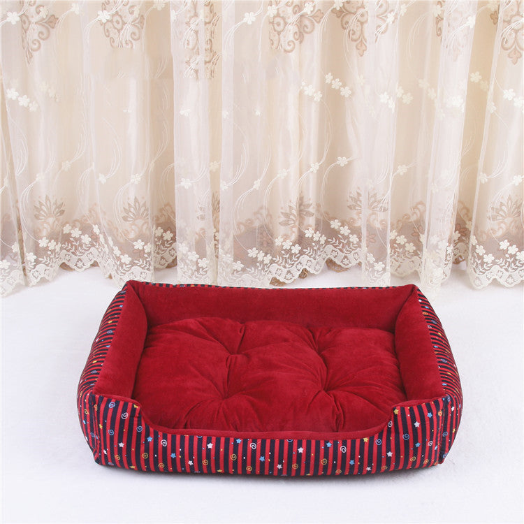 Cozy Pet Bed – Soft Dog & Cat Mattress with Patterned Cover, 6 Sizes