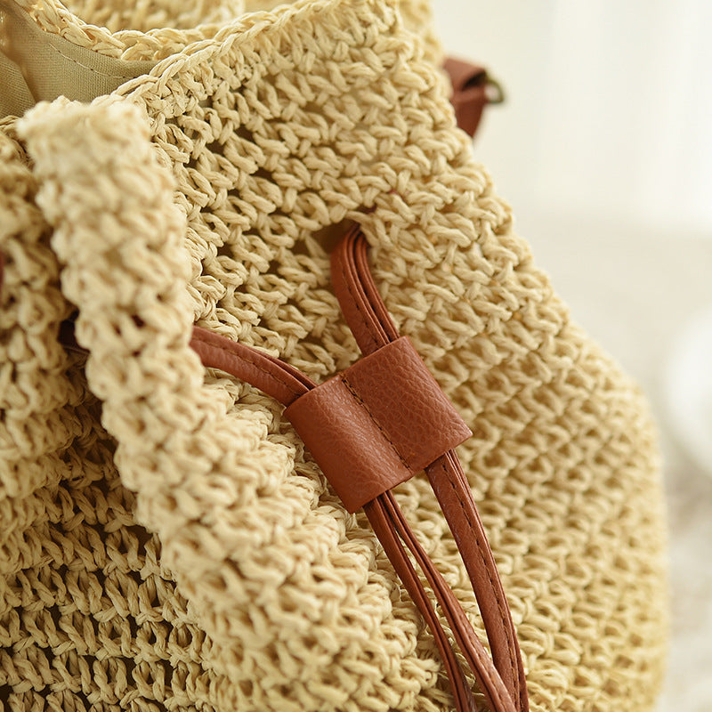 Women's Woven Straw Bucket Bag – Boho Drawstring Rattan Shoulder Bag
