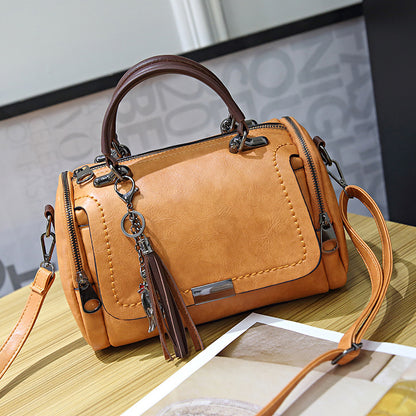Fringed Tassel Crossbody Bag – Women's Vegan-Friendly Imitation Leather Shoulder Bag with Zipper