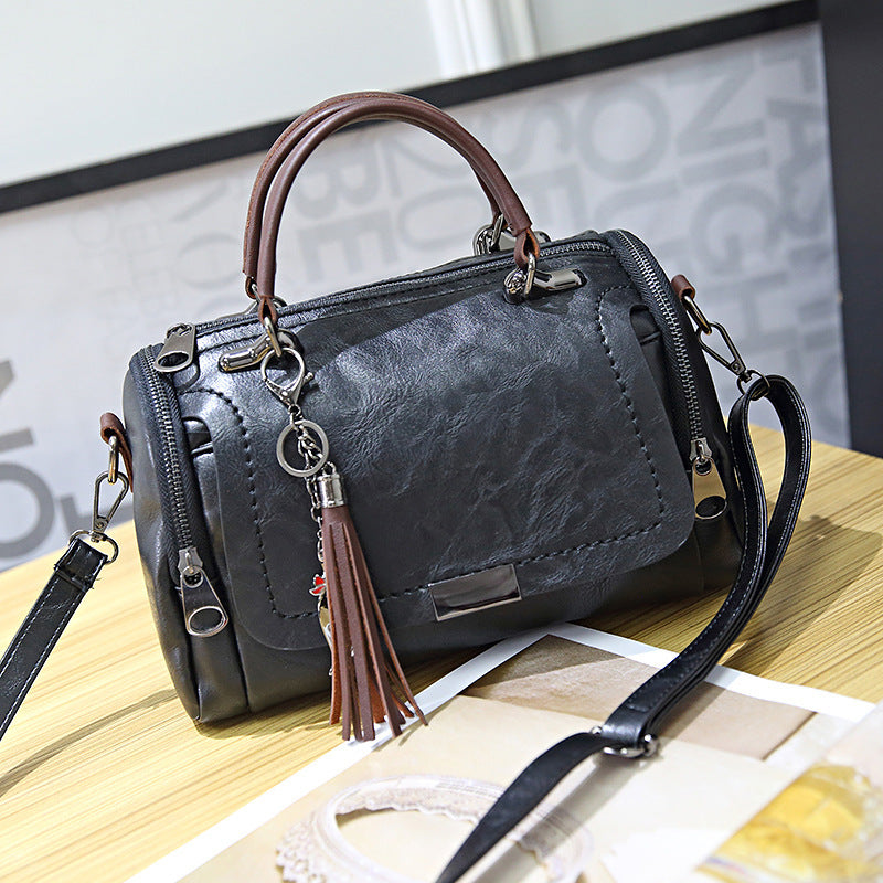 Fringed Tassel Crossbody Bag – Women's Vegan-Friendly Imitation Leather Shoulder Bag with Zipper