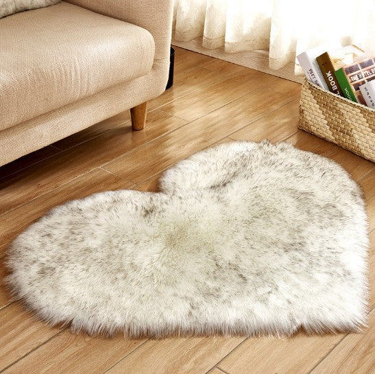 Plush Heart Shaped Fluffy Rug – Non-Slip Soft Carpet for Living Room & Home Decor