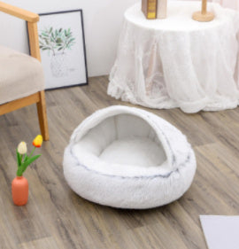 Round Plush Pet Bed — Warm Winter Bed for Cats & Dogs