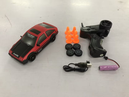 1:24 Scale RC Drift Car – 4WD Remote Control Racing Car with LED Lights & Traffic Cones