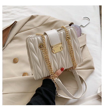 Women's Pleated Chain Crossbody Bag – Mini Vegan-Friendly Imitation Leather Shoulder Purse with Gold Hardware