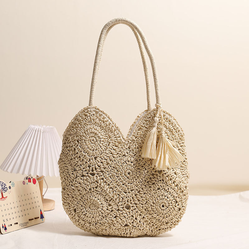 Women's Woven Straw Shoulder Bag – Large Capacity Hollow Tassel Tote in Grandma Plaid
